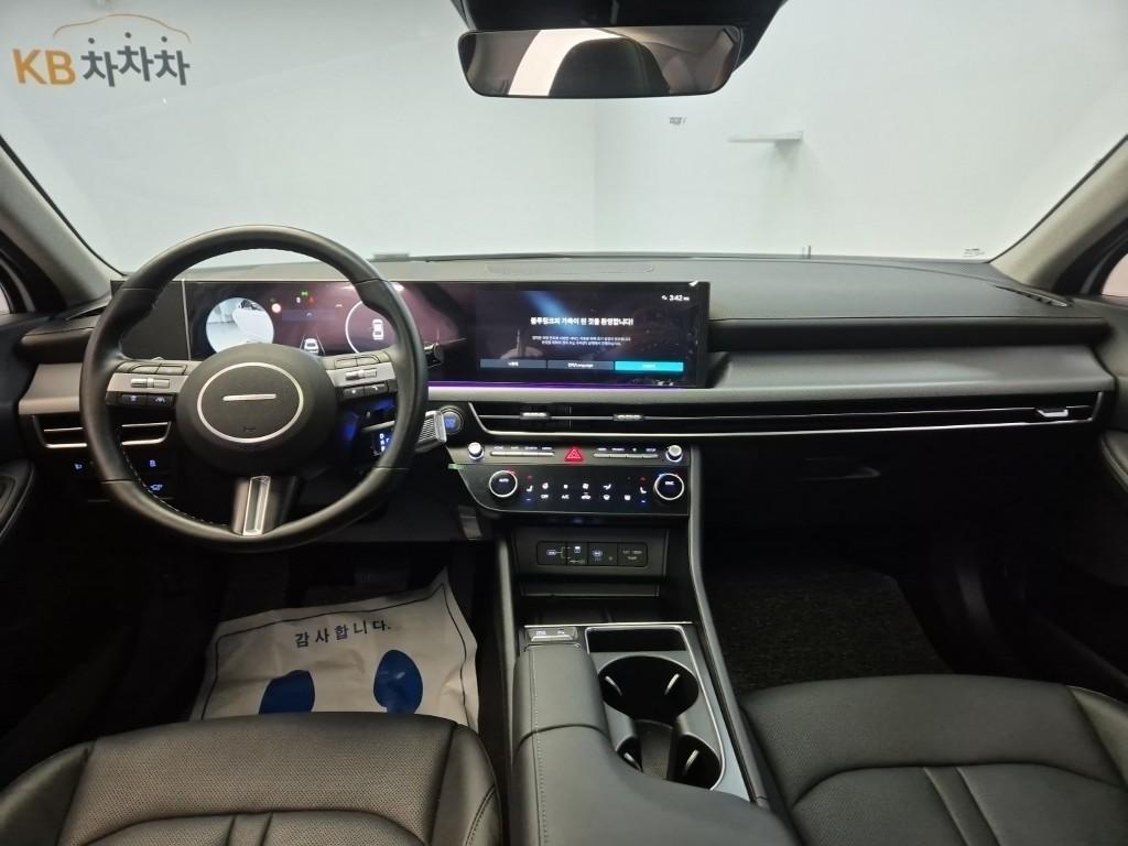 HYUNDAI Sonata - Vista 7