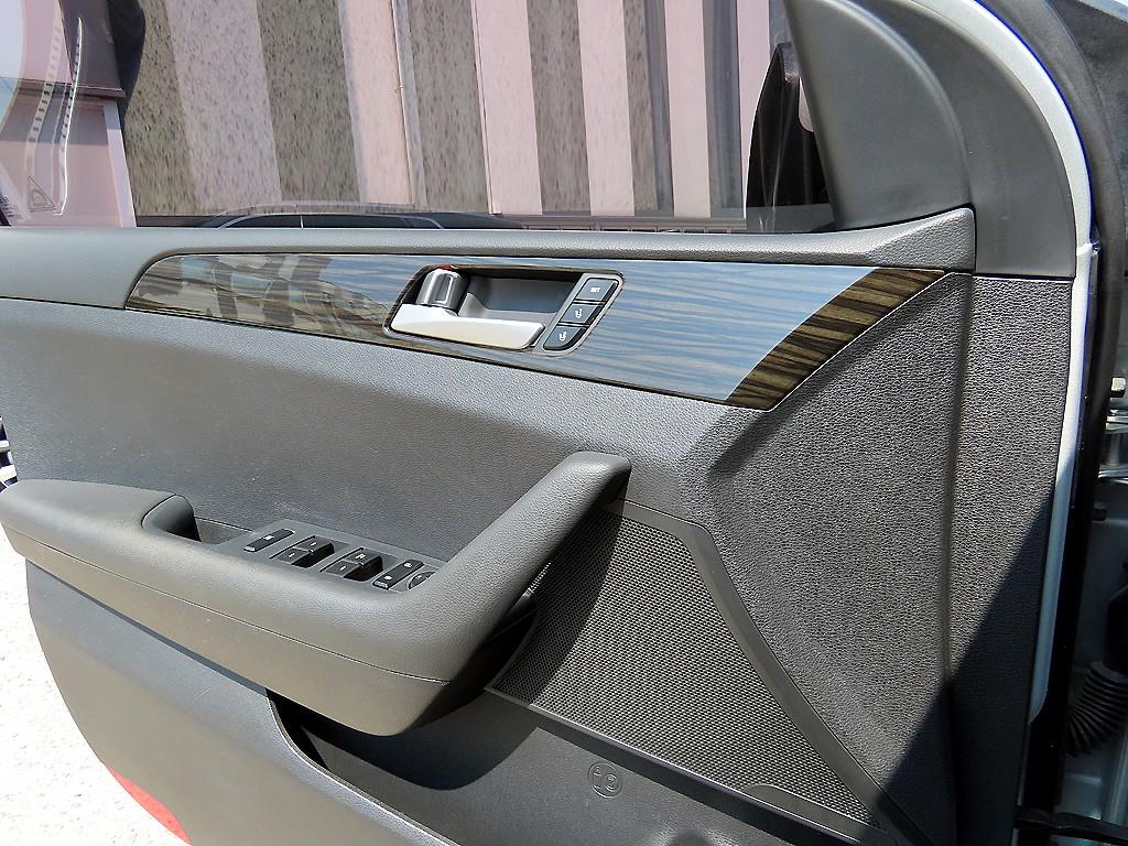 HYUNDAI Sonata - Vista 11