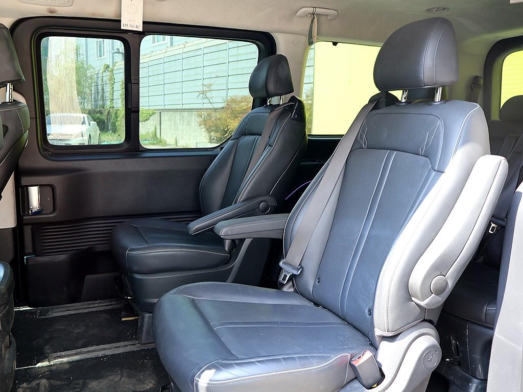 HYUNDAI Staria 2023 Gris - Importación desde Corea - HF Imports Iquique - Foto 11
