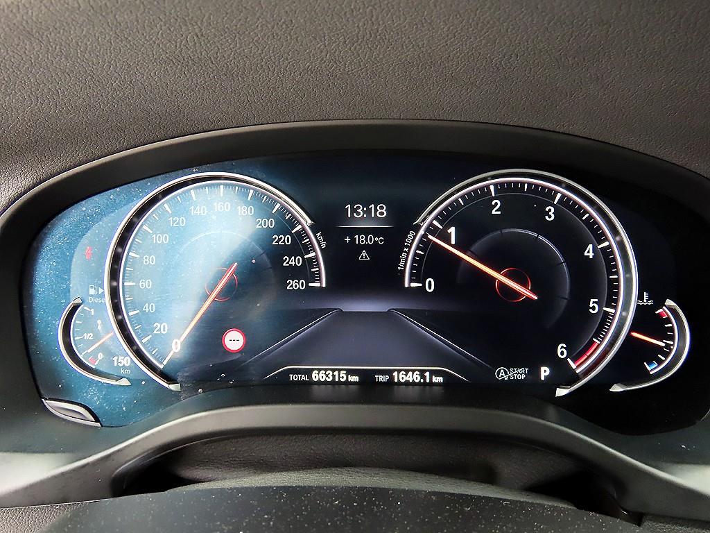 BMW X4 - Vista 9