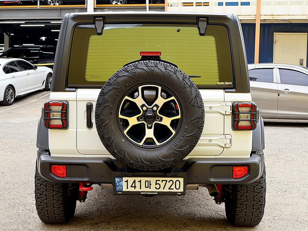 Jeep Wrangler - Vista 5