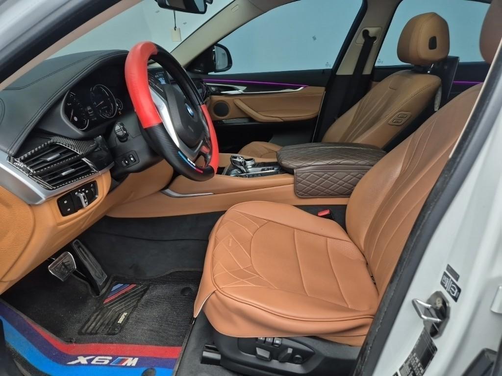BMW X6 - Vista 11
