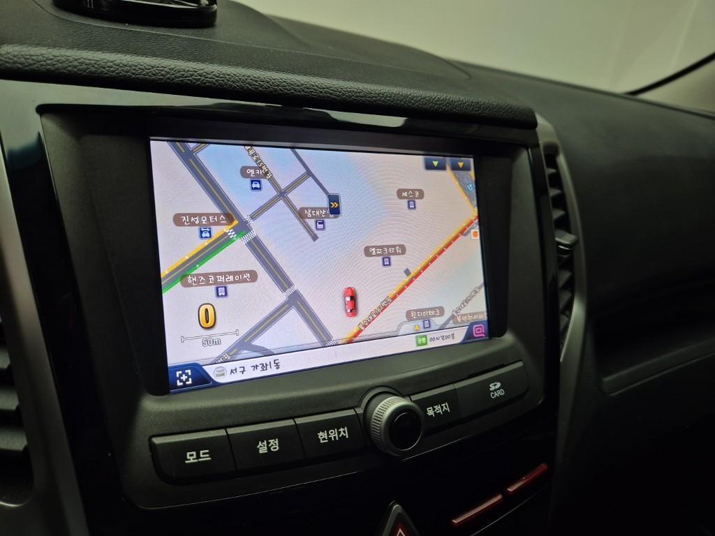 Ssangyong Tivoli - Vista 10
