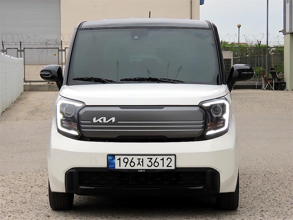 KIA Ray 2023 Blanco - Importación desde Corea - HF Imports Iquique - Foto 1