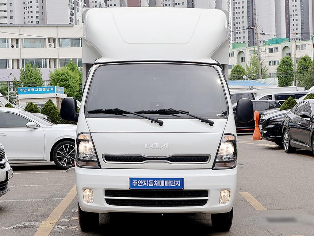 Small Truck Top_Wingbody 2022 Blanco - Importación desde Corea - HF Imports Iquique - Foto 1