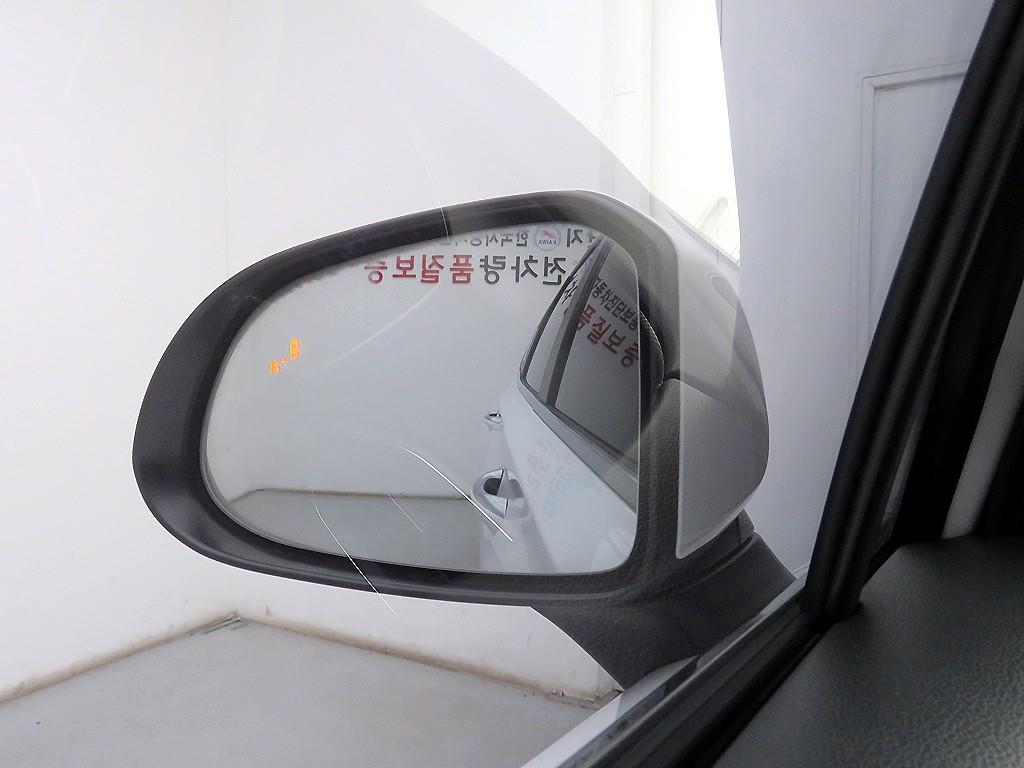 HYUNDAI Santa Fe - Vista 7