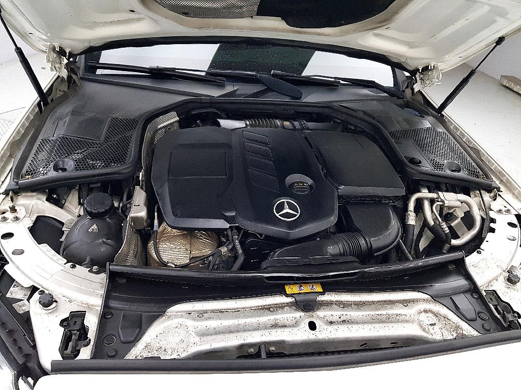 Mercedes Benz C Class - Vista 6