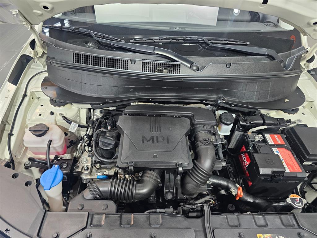 HYUNDAI Casper - Vista 9