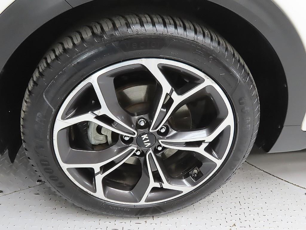 KIA Sportage - Vista 9