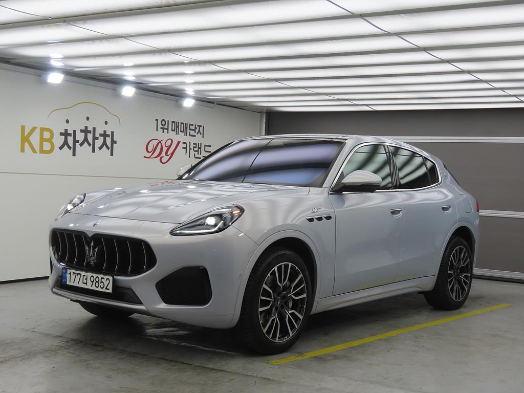 Maserati Grecale 2023 Plateado - Importación desde Corea - HF Imports Iquique - Foto 1