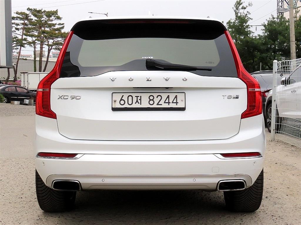Volvo XC90 - Vista 4