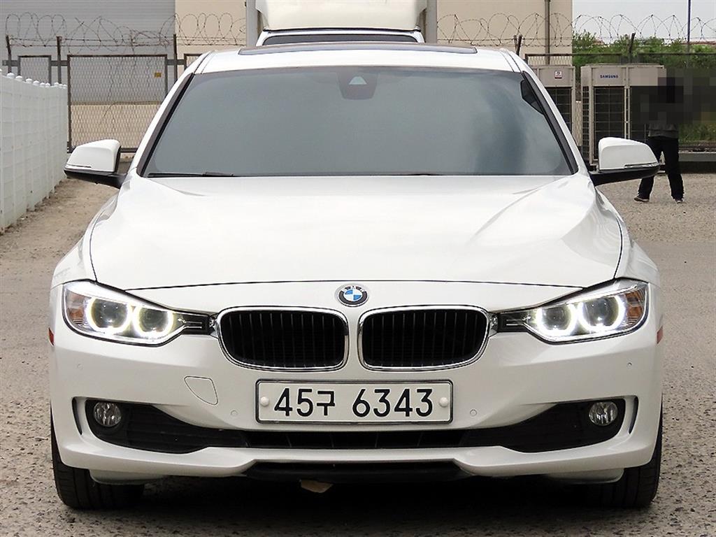BMW 3 series 2015 Blanco - Importación desde Corea - HF Imports Iquique - Foto 1