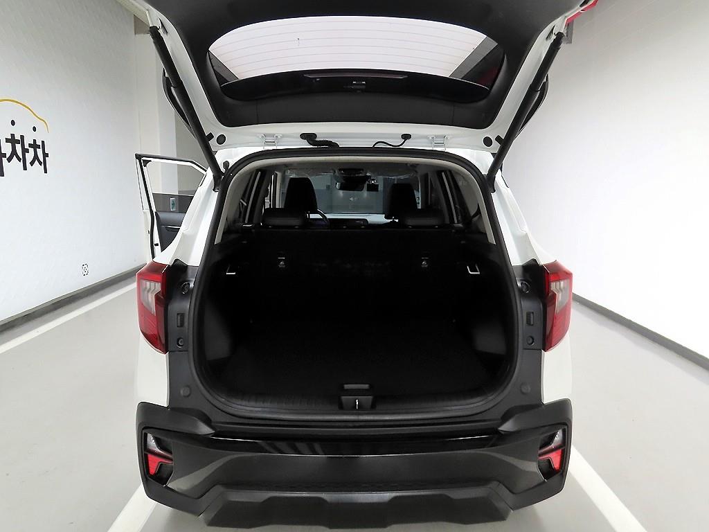 KIA Seltos - Vista 5
