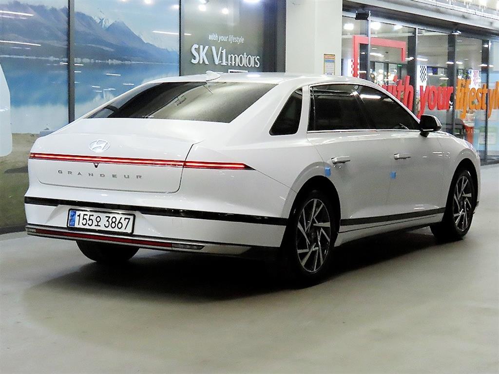 HYUNDAI Grandeur - Vista 4