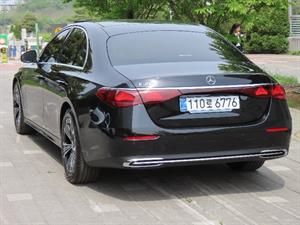 Mercedes Benz E class - Vista 8