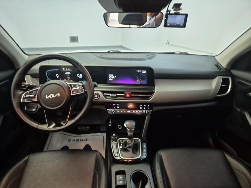 KIA Seltos - Vista 7