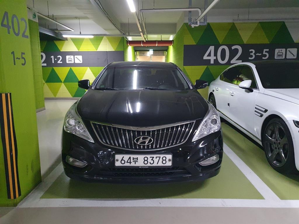 HYUNDAI Grandeur - Vista 2