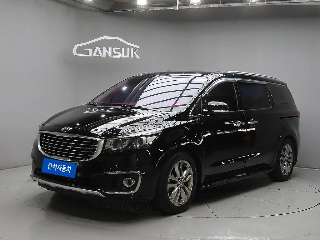 KIA Carnival - Vista 3