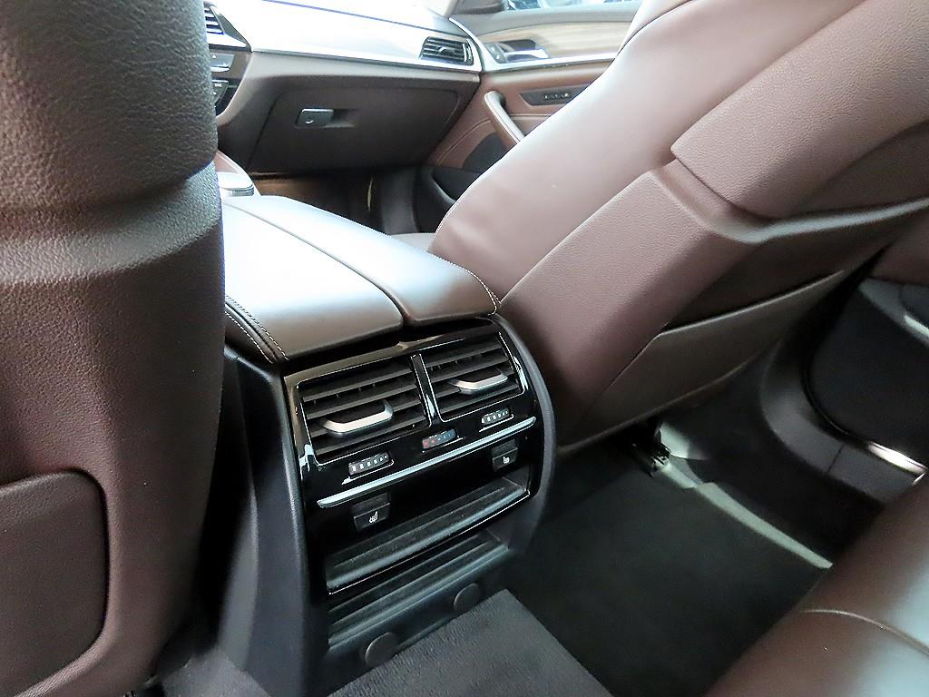 BMW 5 Series 2019 Negro - Importación desde Corea - HF Imports Iquique - Foto 16
