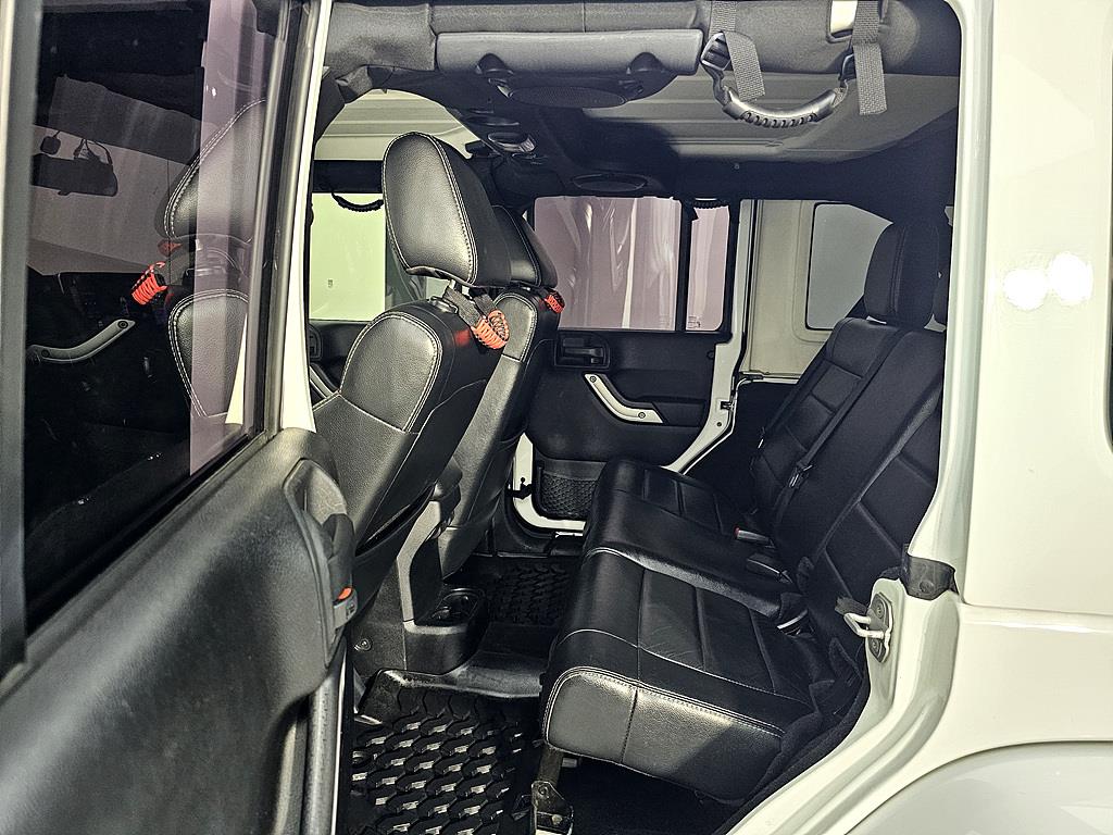 Jeep Wrangler - Vista 9