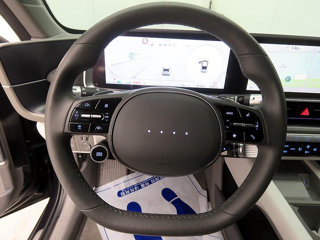 HYUNDAI Ioniq 6 - Vista 9
