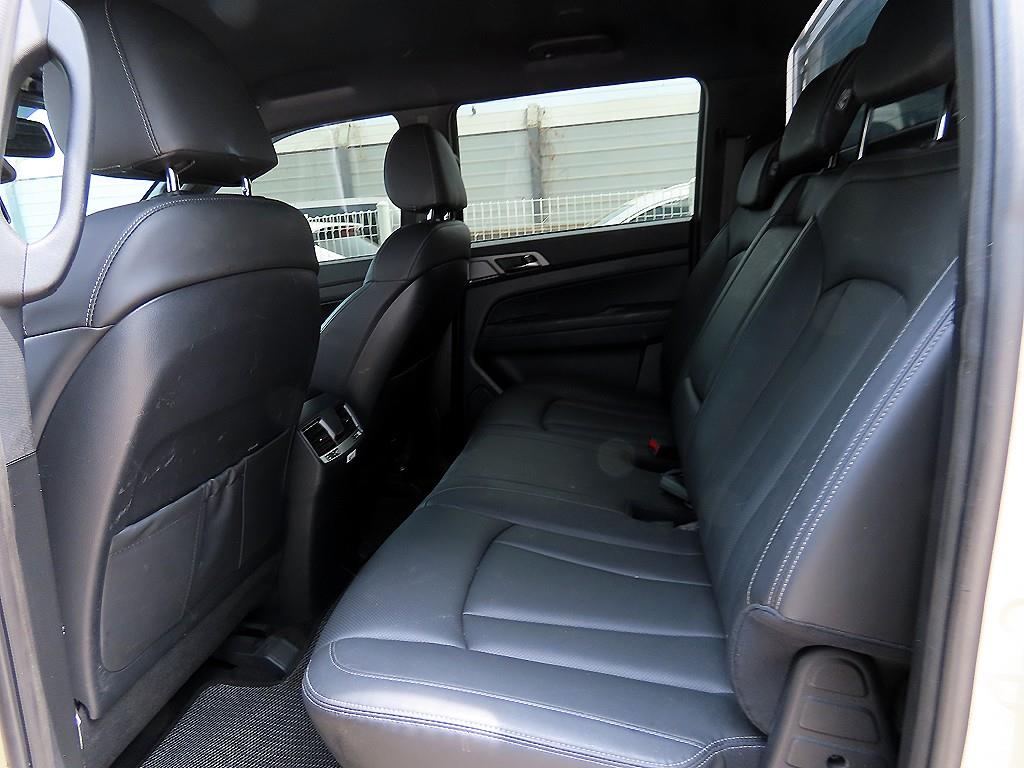 Ssangyong Rexton - Vista 6