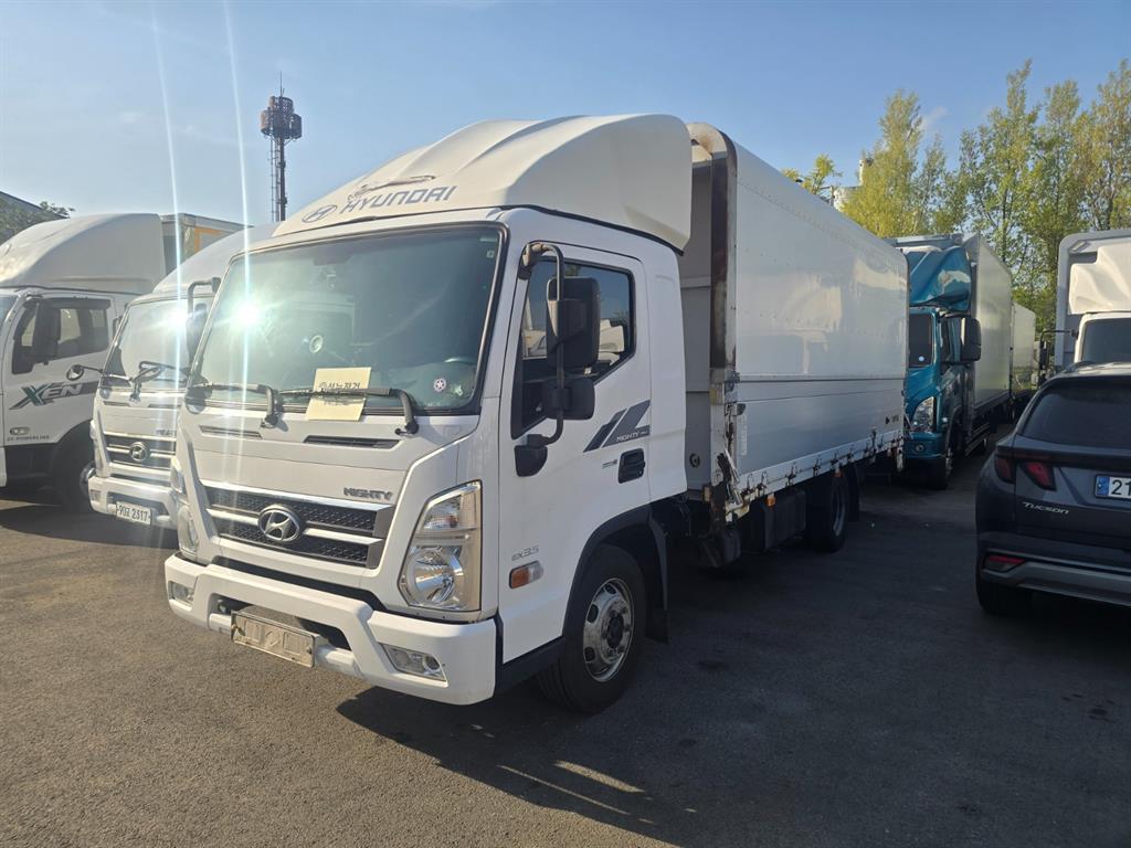 medium and large cargo truck - Vista 3