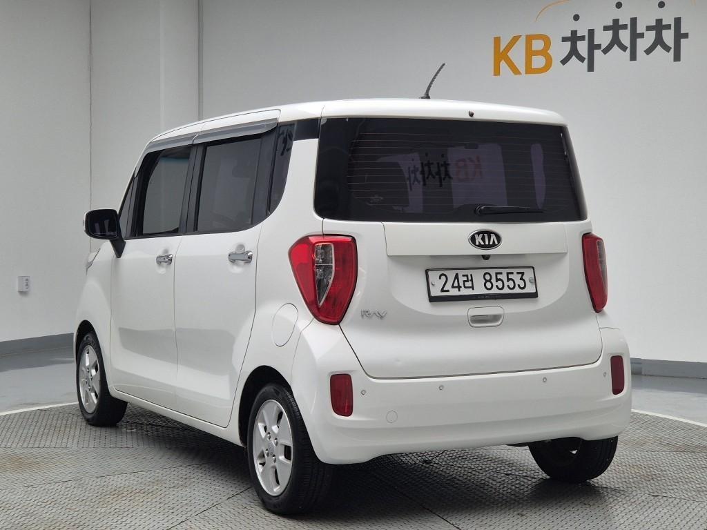 KIA Ray - Vista 4