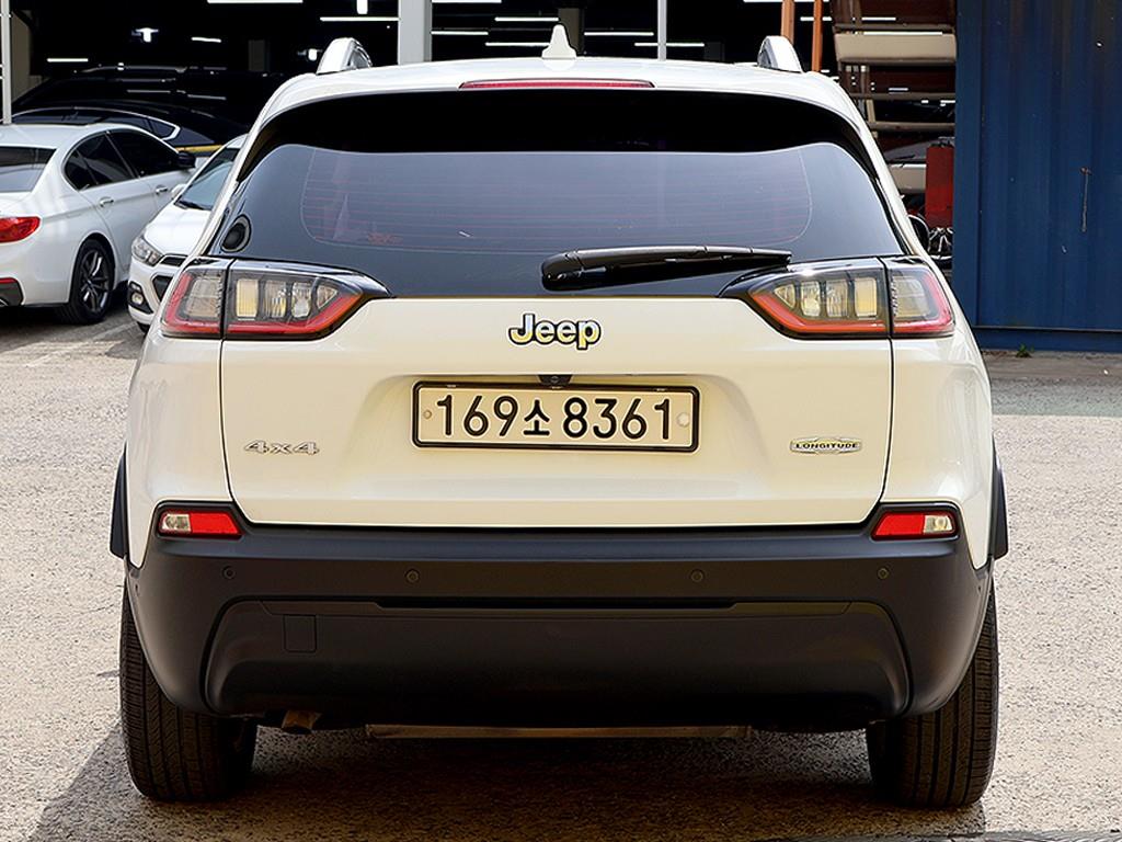 Jeep Cherokee - Vista 5