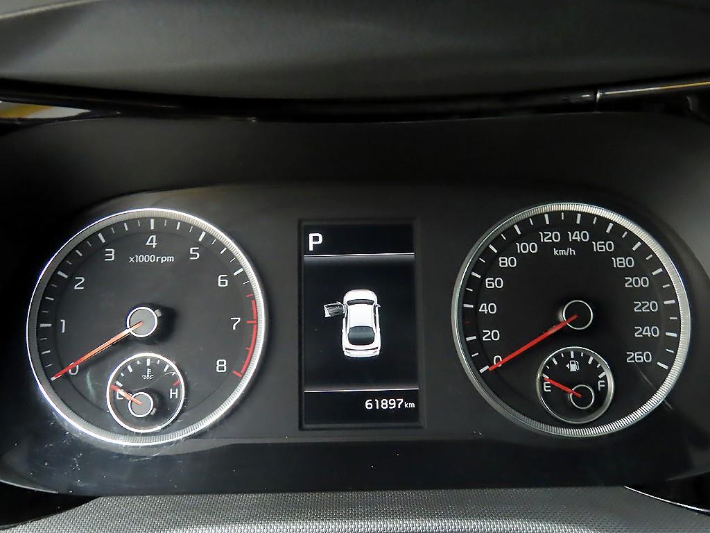 KIA K5 - Vista 8