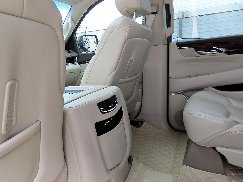 Cadillac Escalade 2019 Negro - Importación desde Corea - HF Imports Iquique - Foto 14
