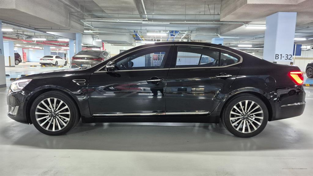 KIA K7 - Vista 5
