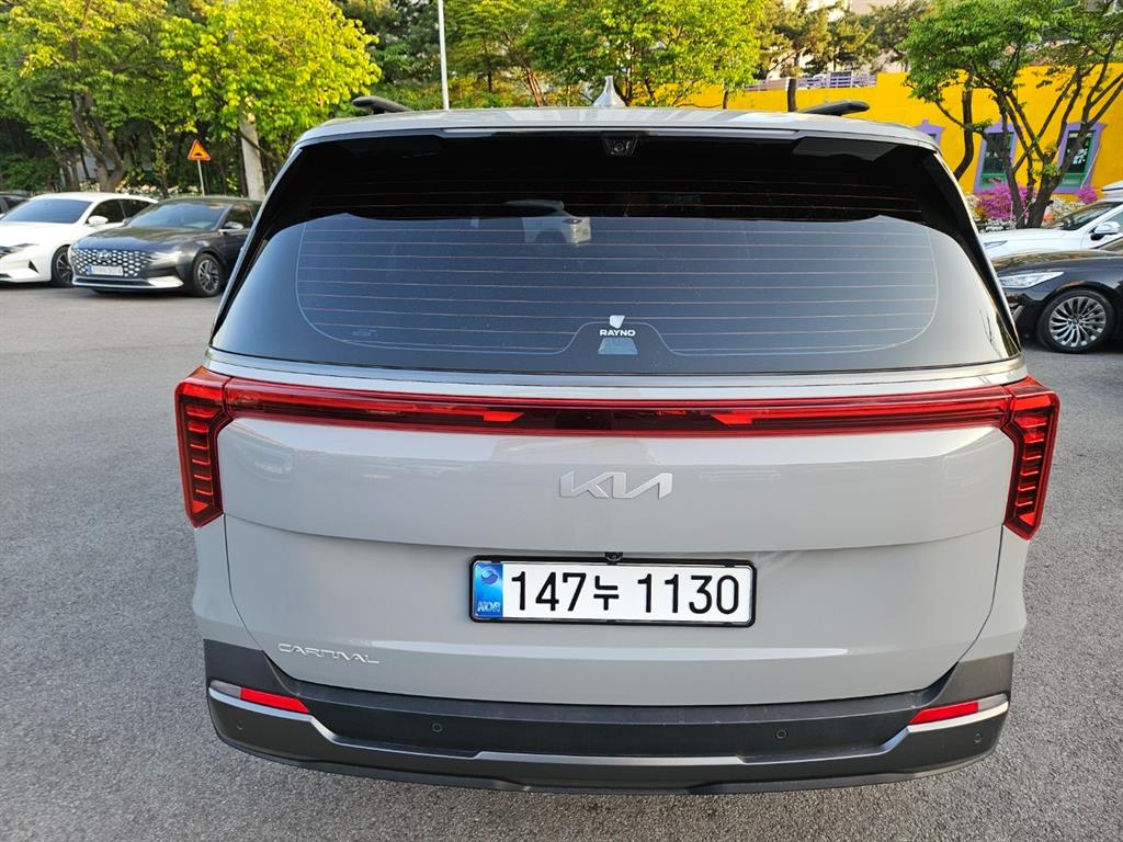 KIA Carnival - Vista 4