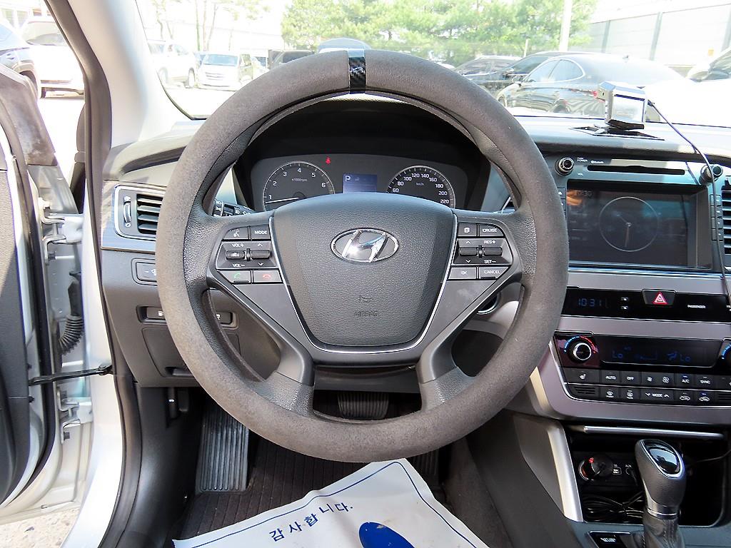 HYUNDAI Sonata - Vista 8