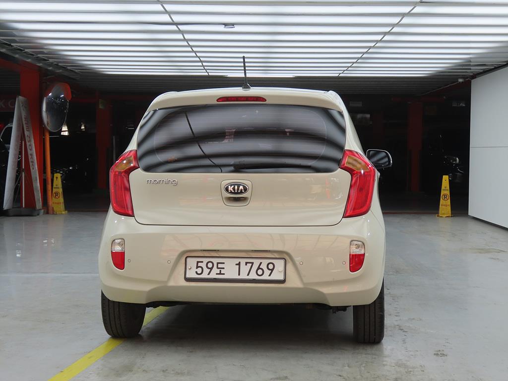 KIA Morning - Vista 3