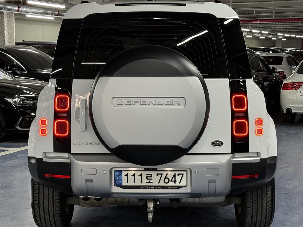 Land Rover Defender - Vista 4