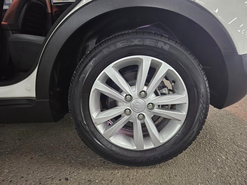 Ssangyong Tivoli 2018 Blanco - Importación desde Corea - HF Imports Iquique - Foto 19