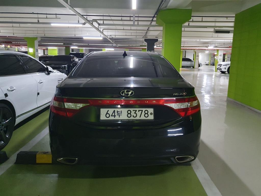 HYUNDAI Grandeur - Vista 3