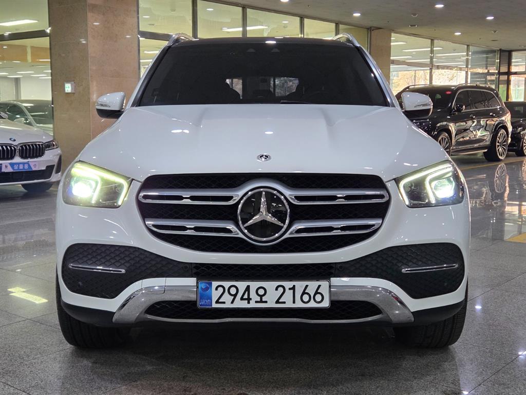 Mercedes Benz GLE Class - Vista 2