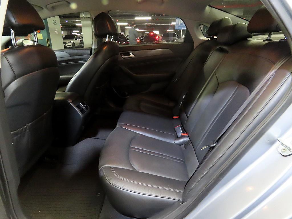 HYUNDAI Sonata - Vista 7
