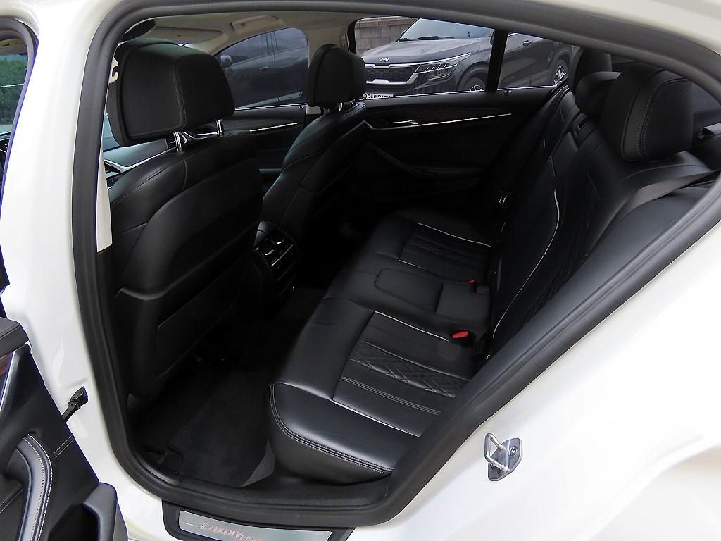 BMW 5 Series - Vista 6