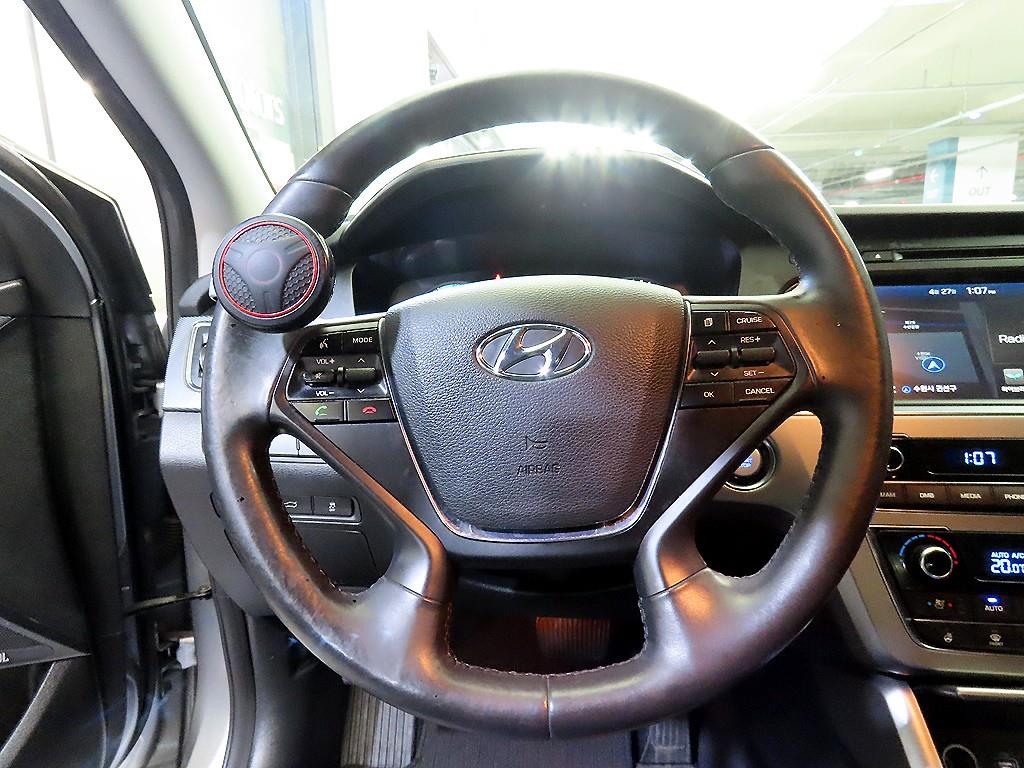 HYUNDAI Sonata - Vista 8