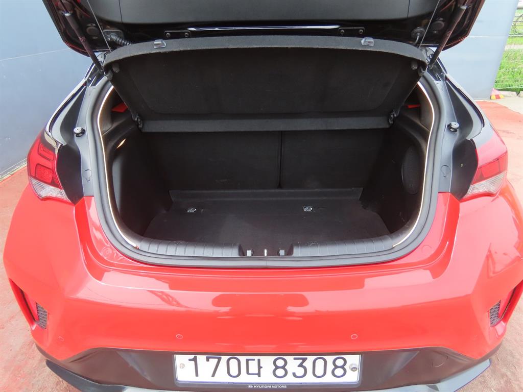 HYUNDAI Veloster - Vista 9