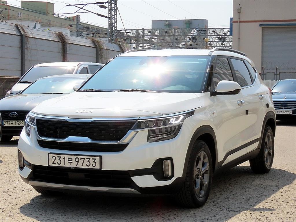 KIA Seltos - Vista 2