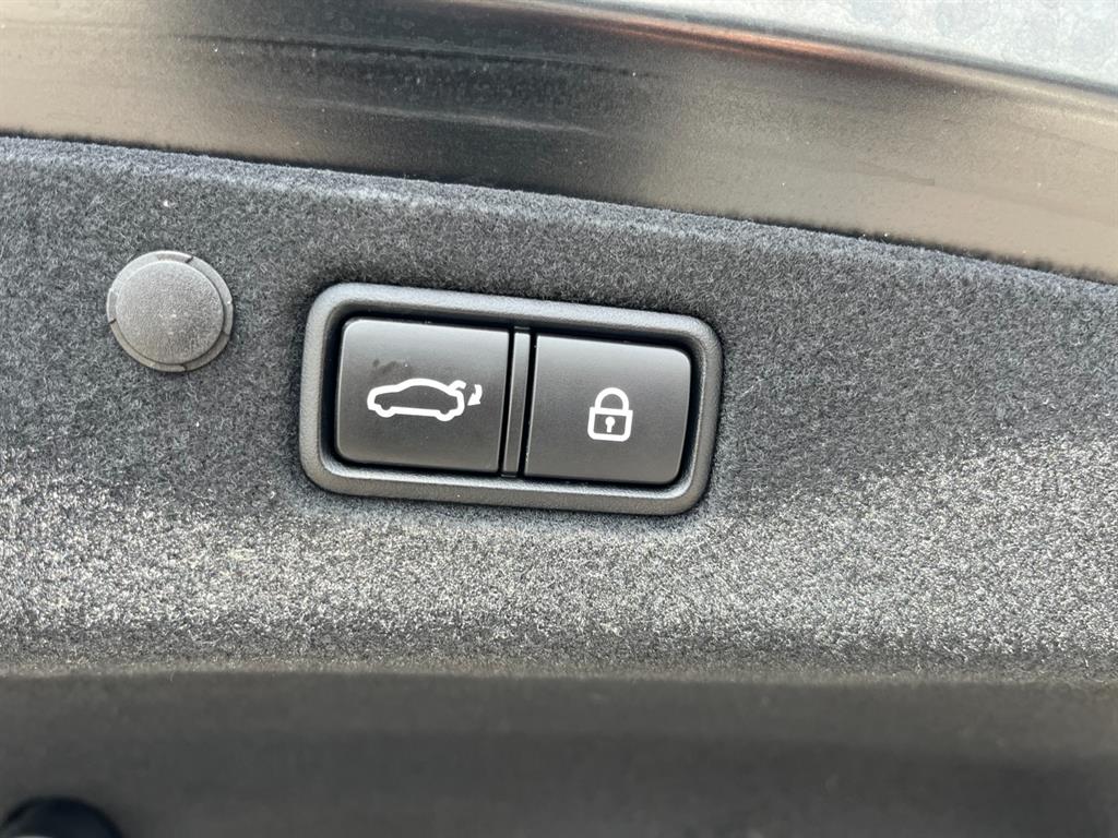 HYUNDAI Grandeur 2020 Negro - Importación desde Corea - HF Imports Iquique - Foto 19