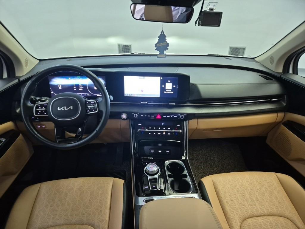 KIA Carnival - Vista 7