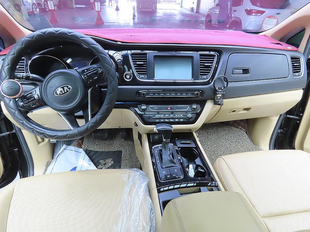 KIA Carnival 2017 Negro - Importación desde Corea - HF Imports Iquique - Foto 10