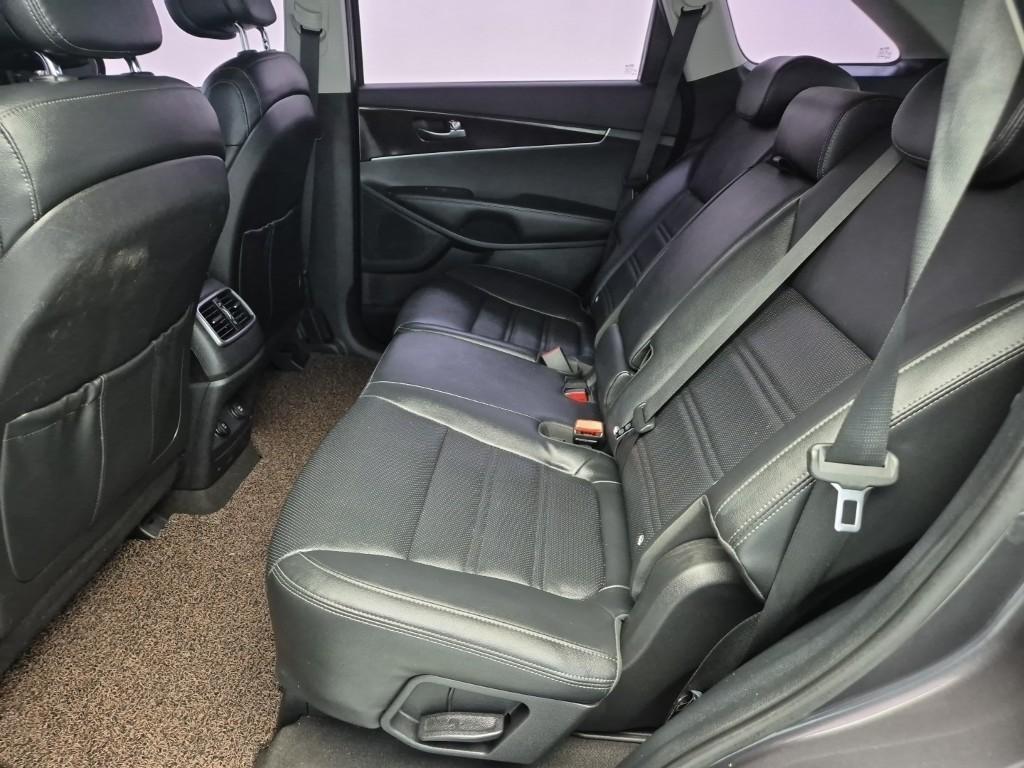 KIA Sorento - Vista 6