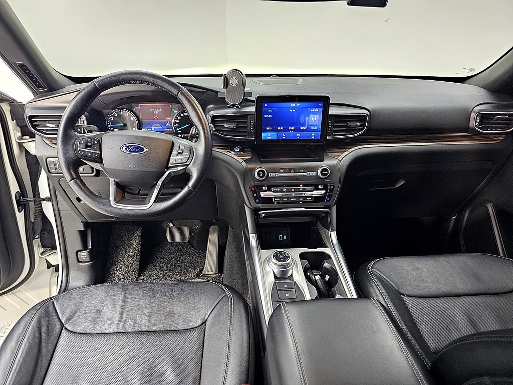 Ford Explorer - Vista 5