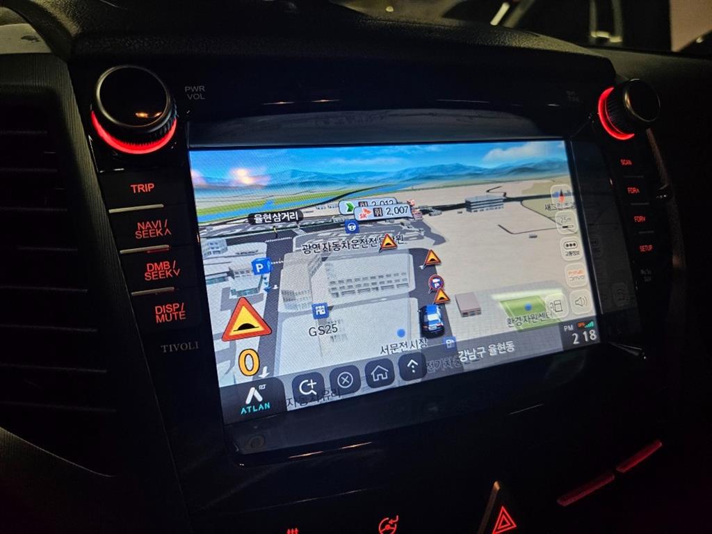 Ssangyong Tivoli - Vista 8